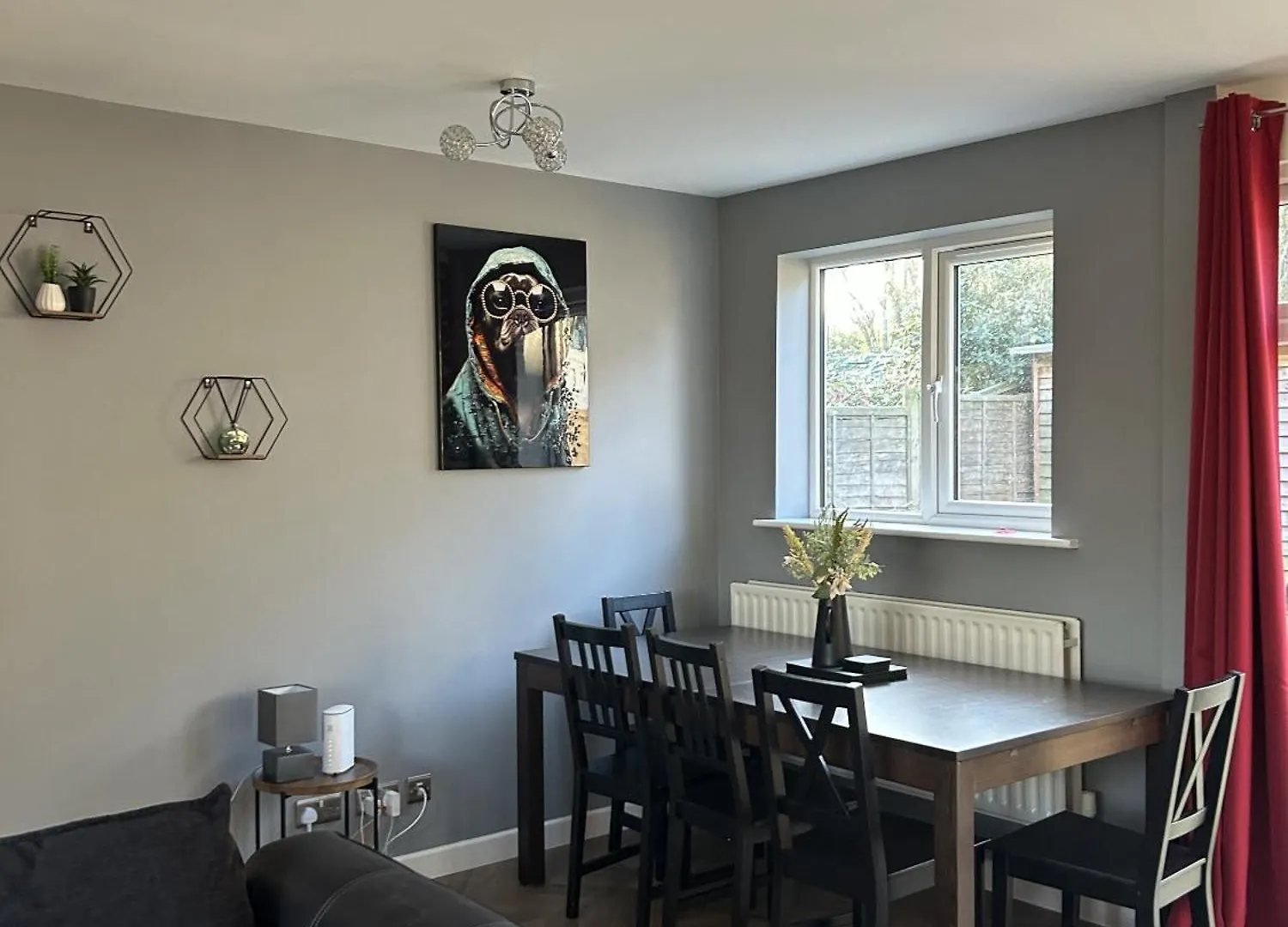 Carman House Villa Crawley  Holiday home Crawley (West Sussex)