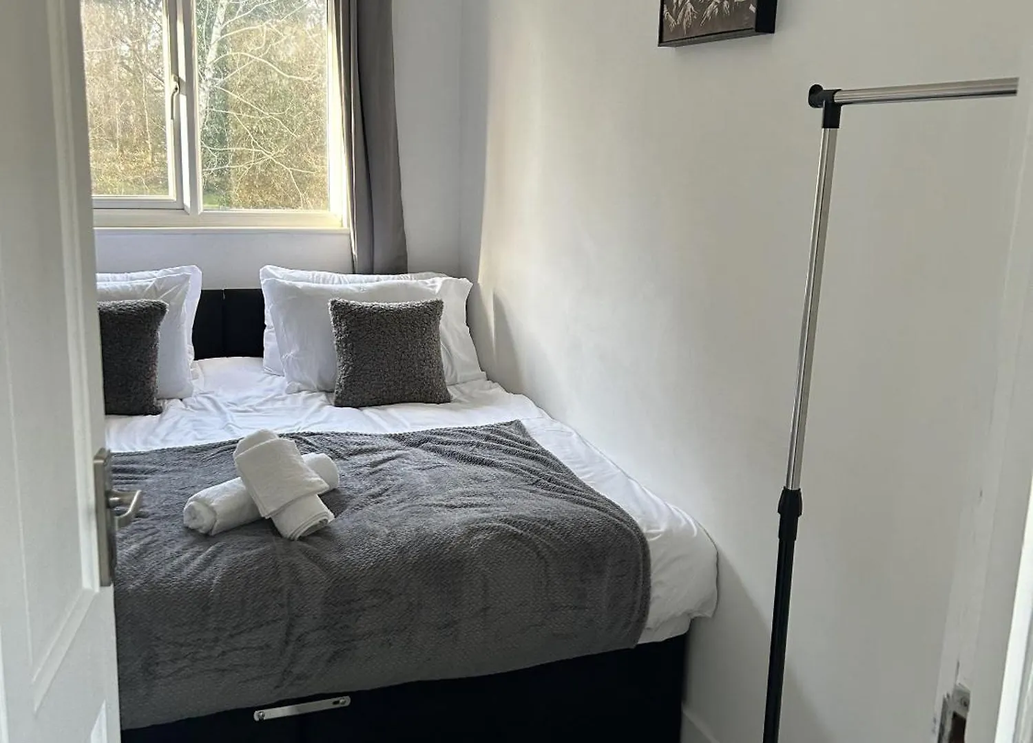 Carman House Villa Crawley  0*, Crawley (West Sussex)