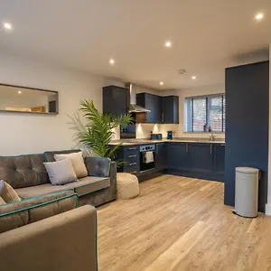 Mill Road Ground Floor Crawley (West Sussex)